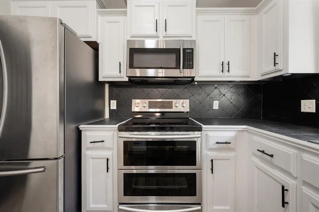 Photo 19 — 401 Tecumseh Meadows Court, Norman, OK 73069