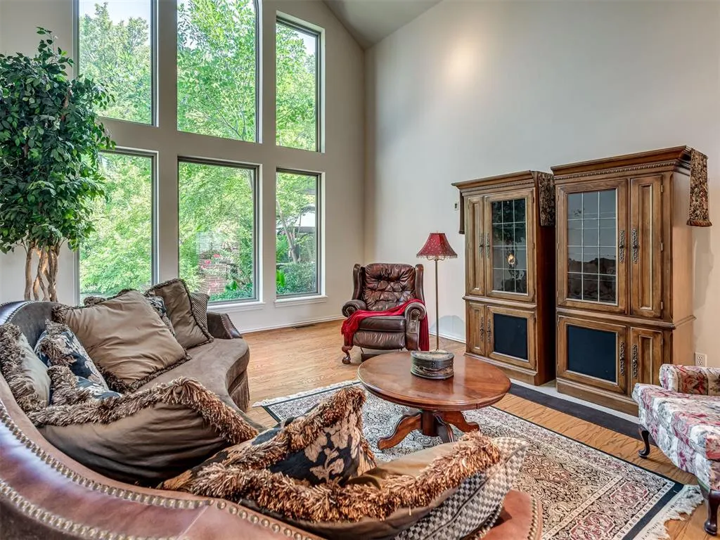 Photo 9 — 533 Hollowdale, Edmond, OK 73003