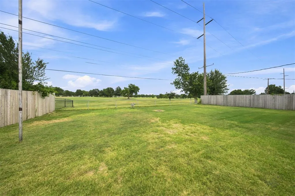 Photo 24 — 7704 Rumsey Road, Oklahoma City, OK 73132
