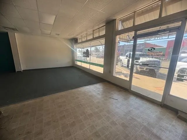 Photo 3 — 215 E Main Street, Cordell, OK 73632