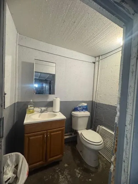 Photo 15 — 215 E Main Street, Cordell, OK 73632