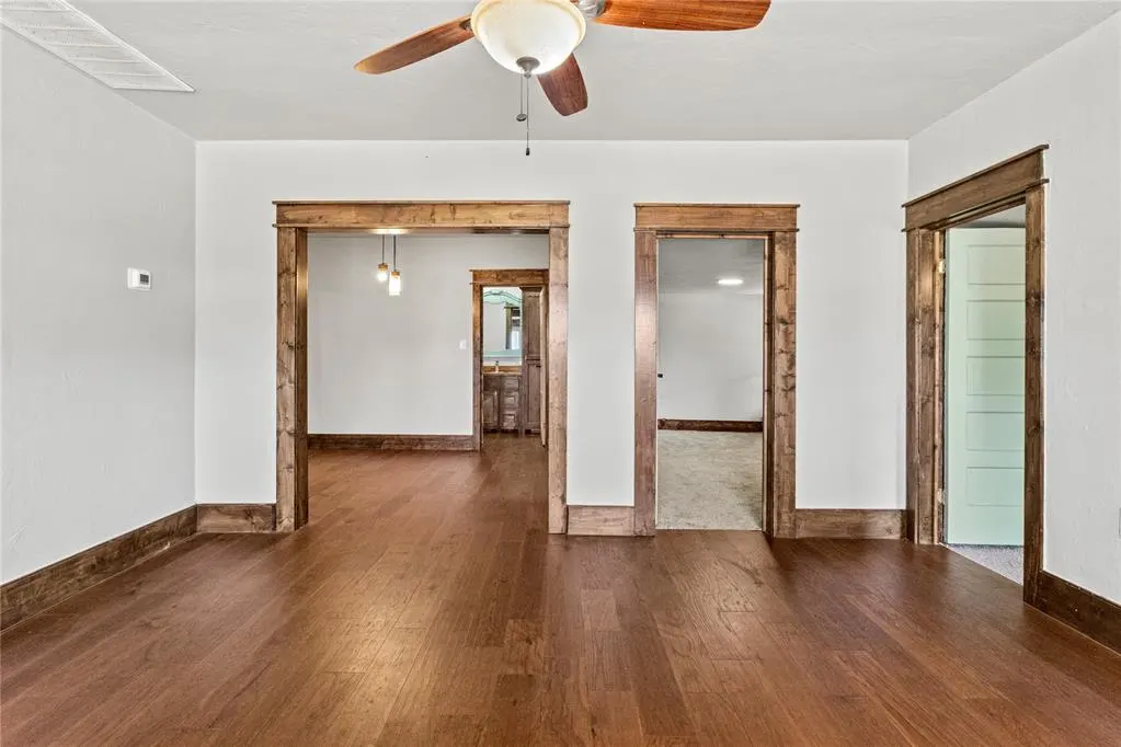 Photo 8 — 103 E Ash Street, Carnegie, OK 73015