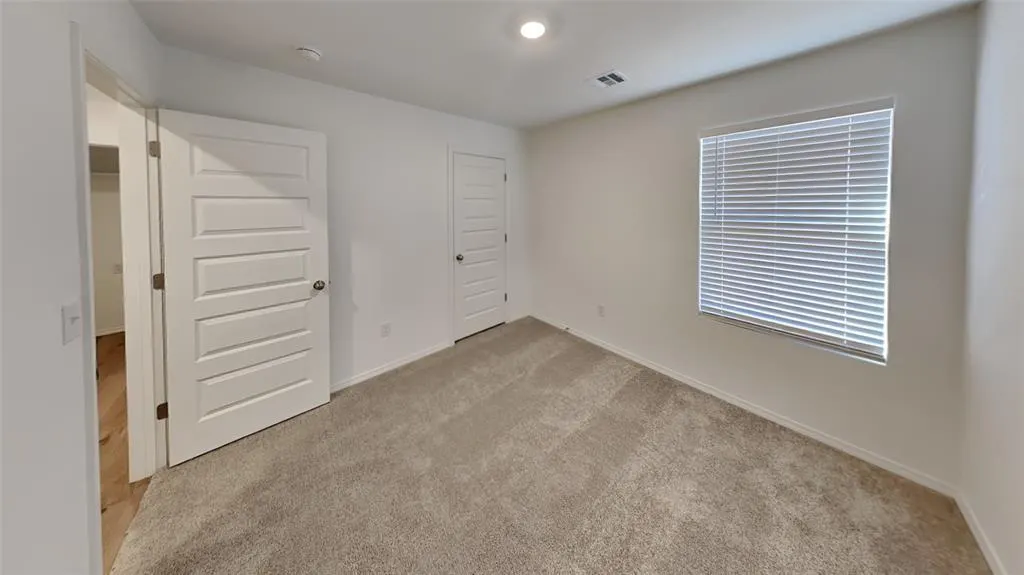 Photo 11 — 10040 Appaloosa Lane, Yukon, OK 73099