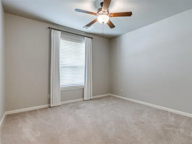 Photo 8 — 7613 NW 136th Terrace, Oklahoma City, OK 73142