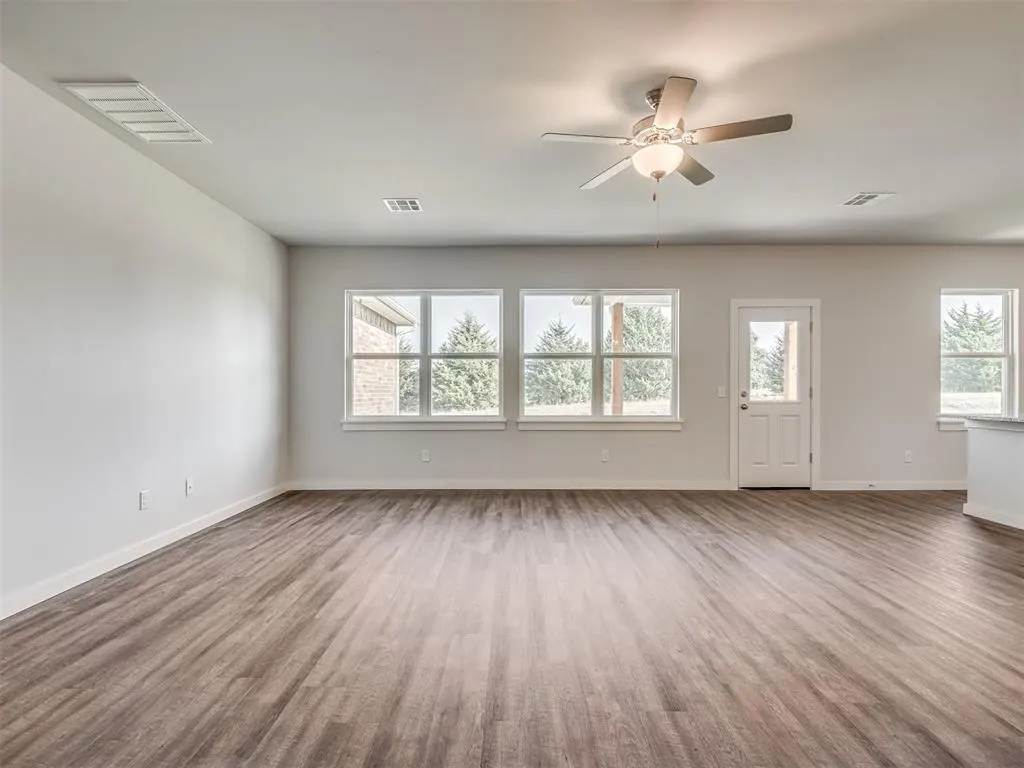 Photo 4 — 6404 E Cowboy Trail Way, Stillwater, OK 74075