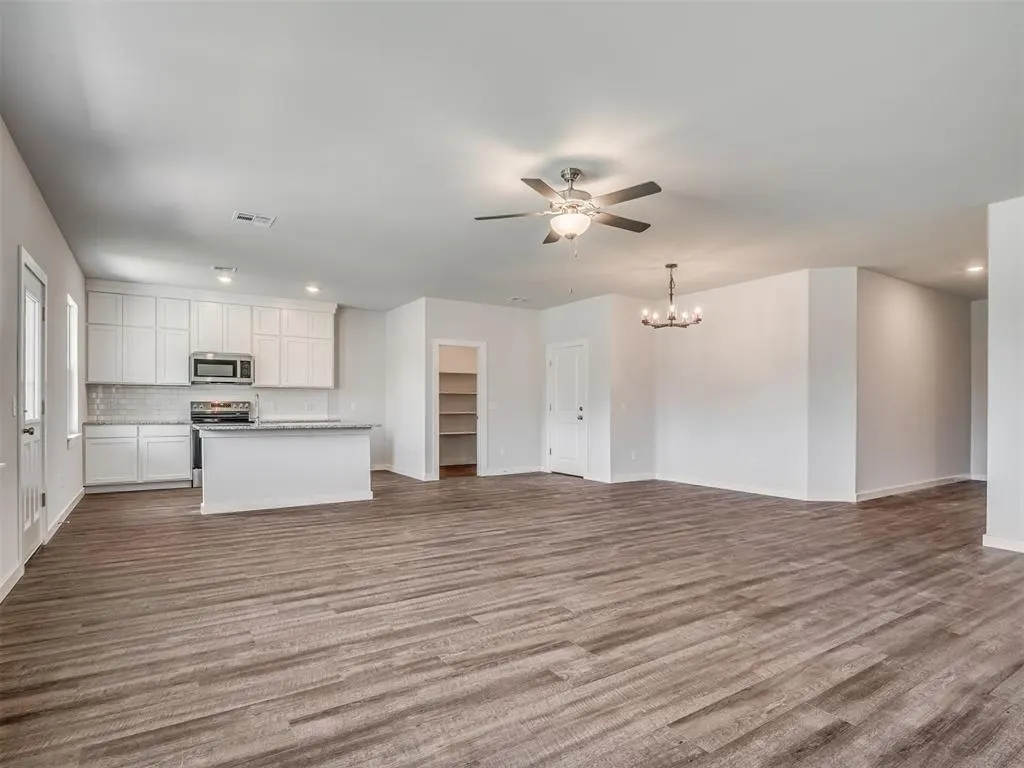 Photo 6 — 6404 E Cowboy Trail Way, Stillwater, OK 74075