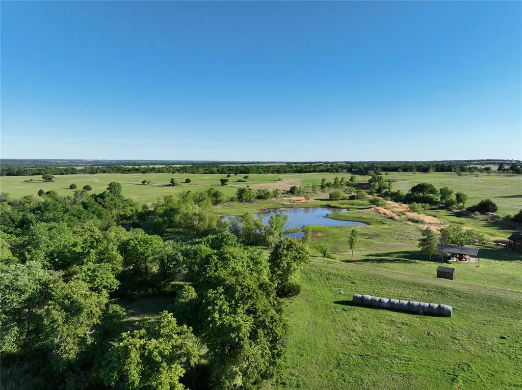 Front exterior — 1201 W County Road 72 Drive 2, Guthrie, OK 73044