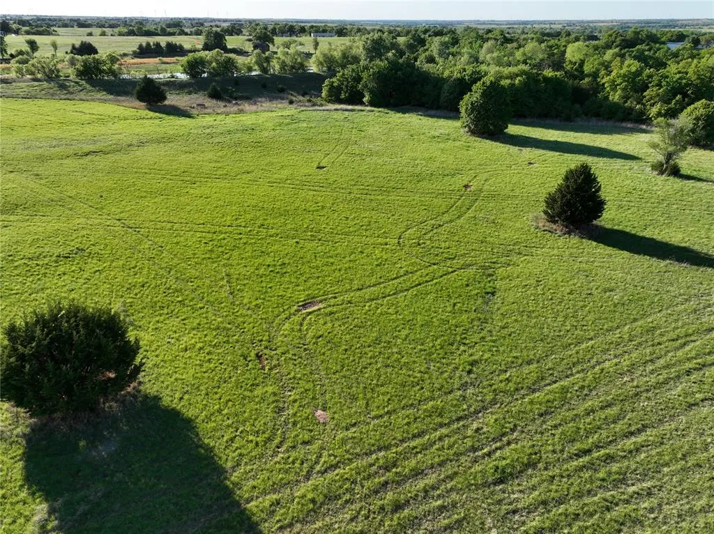 Photo 17 — 1201 W County Road 72 Drive 2, Guthrie, OK 73044