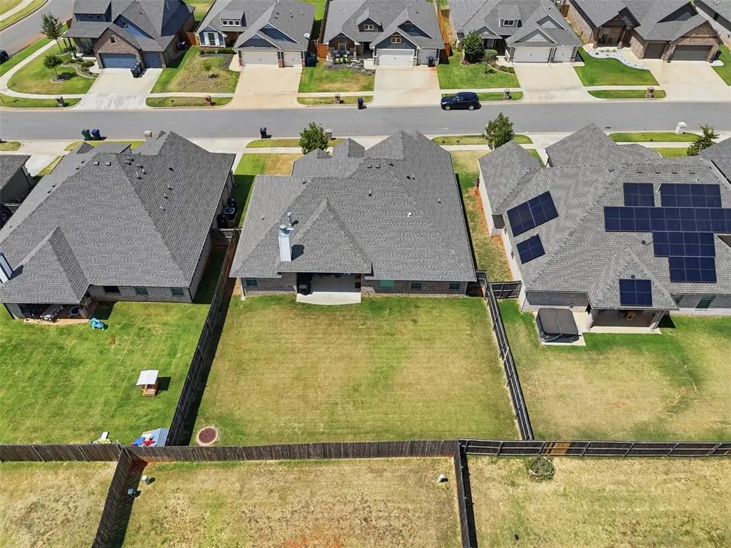 Photo 32 — 8204 NW 161st Terrace, Edmond, OK 73013