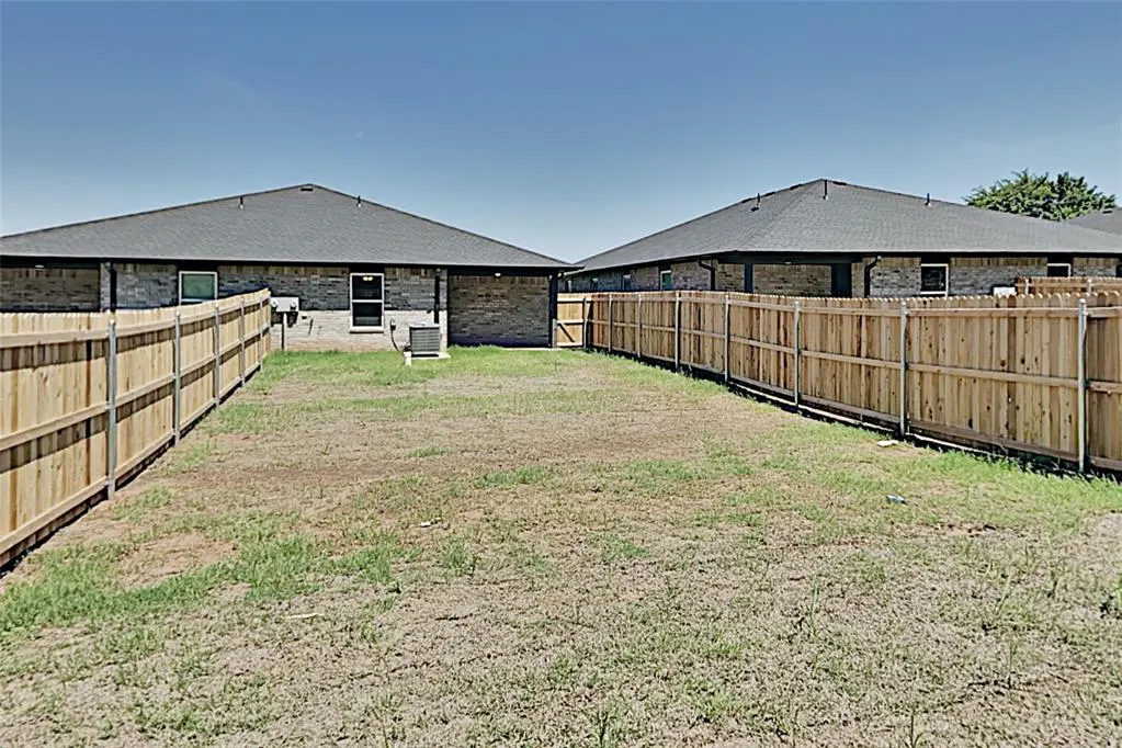 Photo 15 — 11205 Howard Drive, Oklahoma City, OK 73114