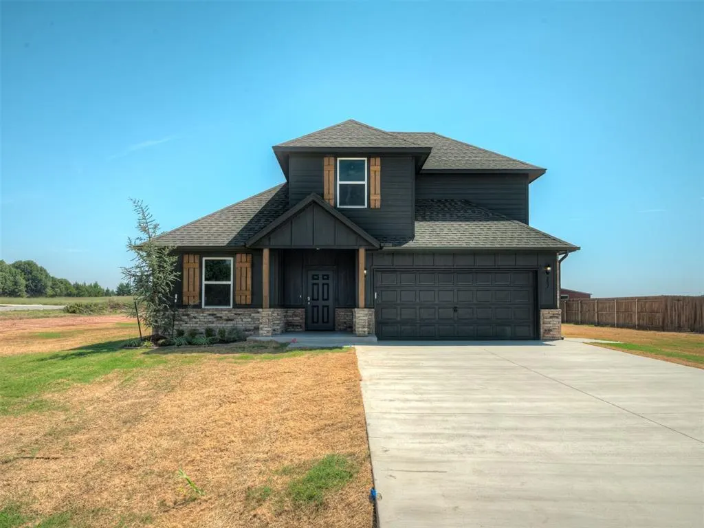 Front exterior — 207 Wrangler Pass, Stillwater, OK 74075