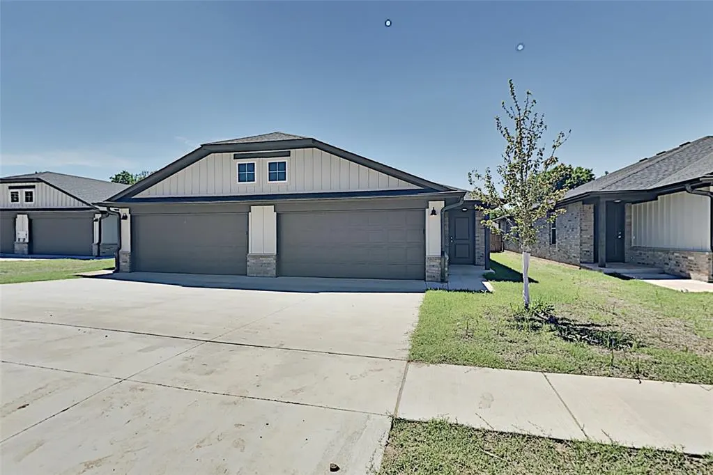 Front exterior — 11207 Howard Drive, Oklahoma City, OK 73114