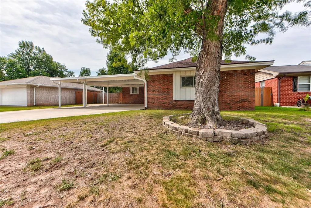 Photo 3 — 4212 NW 54th Street, Oklahoma City, OK 73112