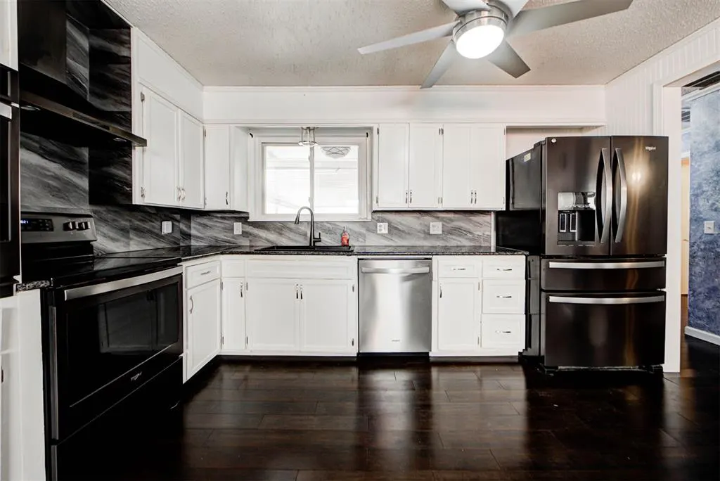 Photo 11 — 4212 NW 54th Street, Oklahoma City, OK 73112