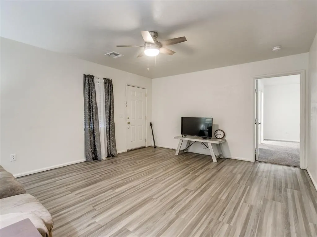 Photo 3 — 3217 SW 24th Street, Oklahoma City, OK 73108