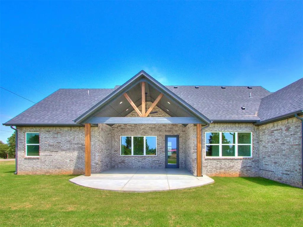 Photo 46 — 2901 Deer Run Trail, Guthrie, OK 73044