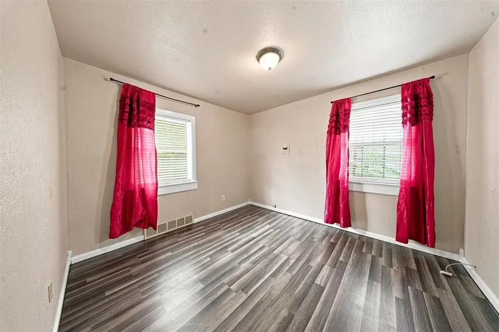 Photo 18 — 1405 Carlisle Court, The Village, OK 73120