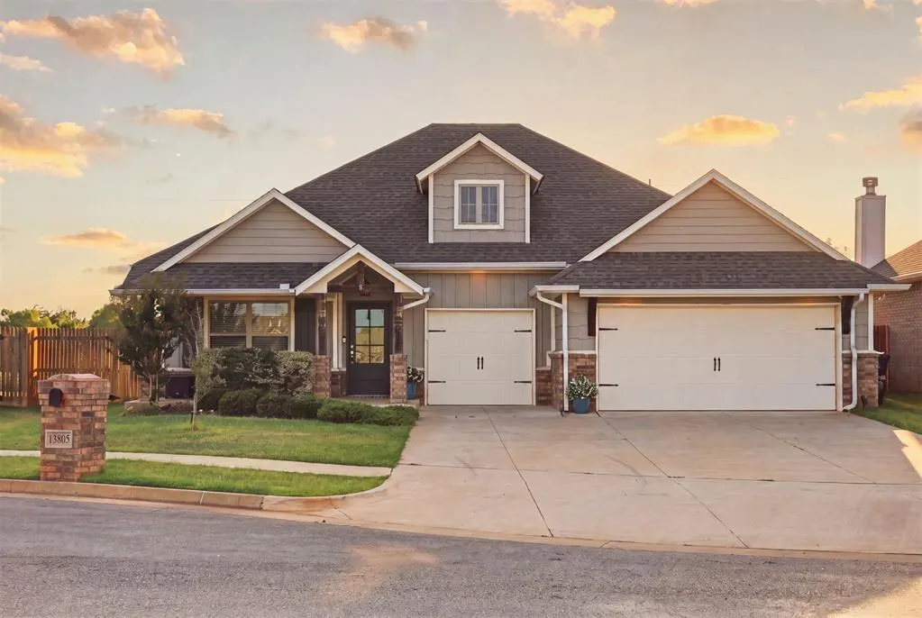 Photo 7 — 13805 Limestone Lane, Yukon, OK 73099