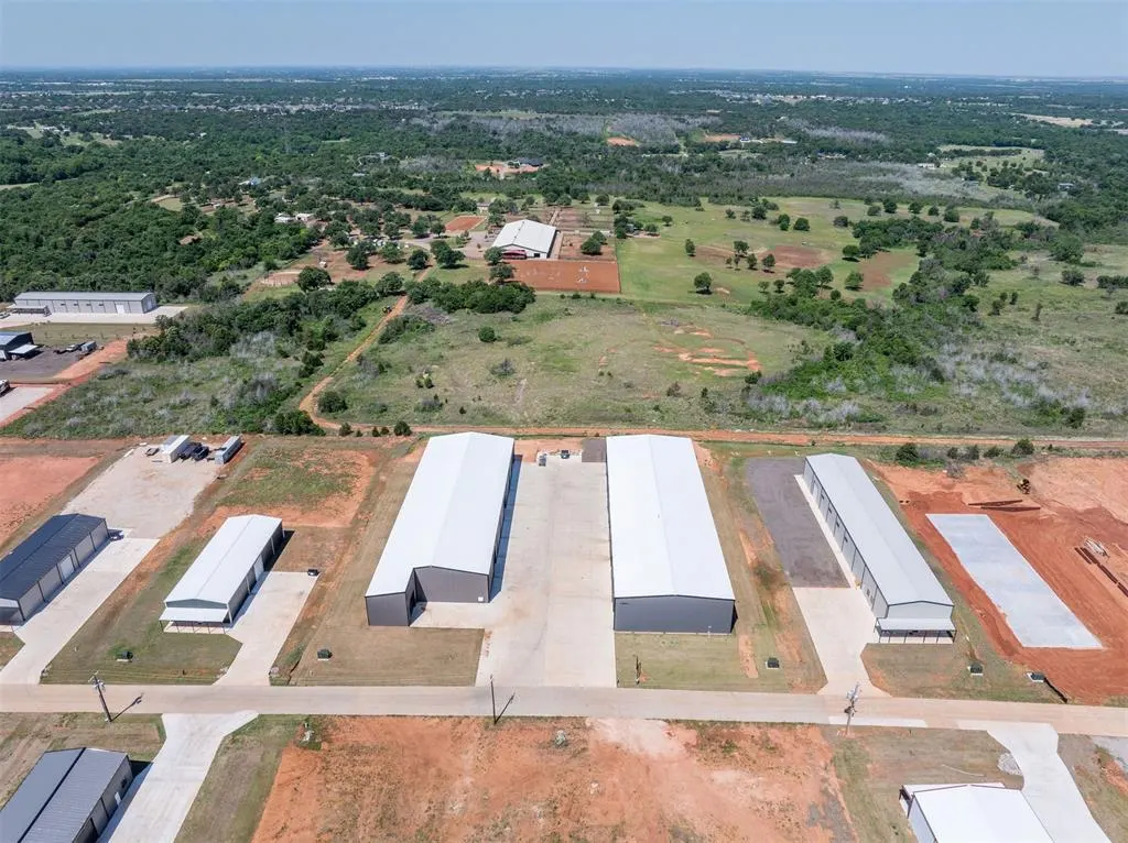 Photo 12 — 11601 Blacksand Drive, Edmond, OK 73034
