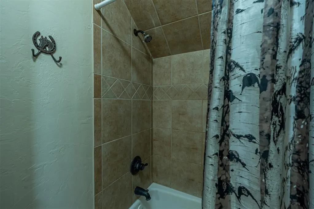 Photo 31 — 13410 Silver Ridge Road, Yukon, OK 73099