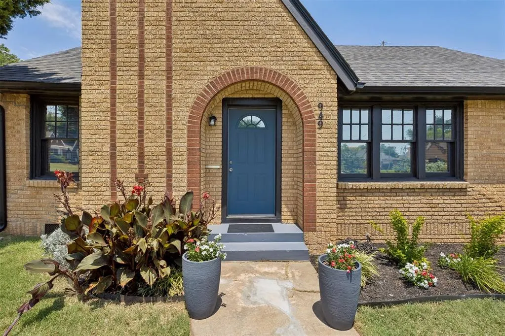 Photo 4 — 949 NE 19th Street, Oklahoma City, OK 73105