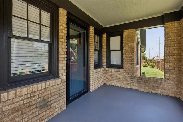 Photo 5 — 949 NE 19th Street, Oklahoma City, OK 73105