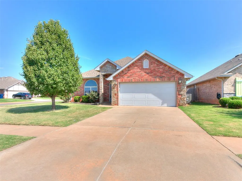 Front exterior — 3437 NW 161st Street, Edmond, OK 73013