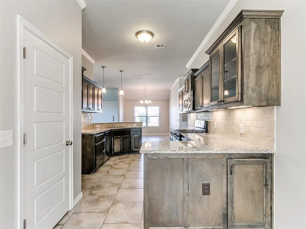 Photo 6 — 3437 NW 161st Street, Edmond, OK 73013
