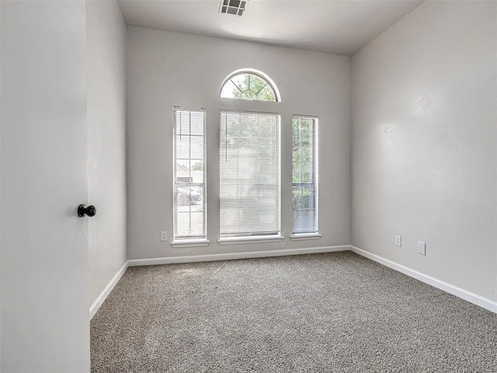 Photo 18 — 5341 Republic Drive, Oklahoma City, OK 73135