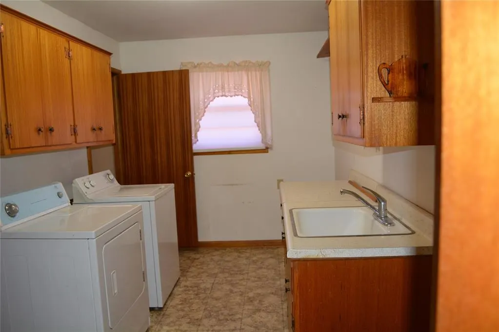 Photo 4 — Address unavailable, Carnegie, OK 73015