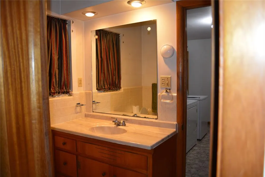 Photo 5 — Address unavailable, Carnegie, OK 73015