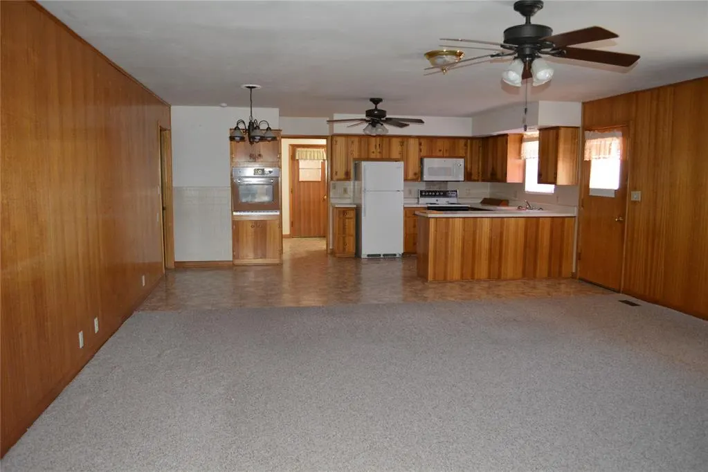 Photo 23 — Address unavailable, Carnegie, OK 73015
