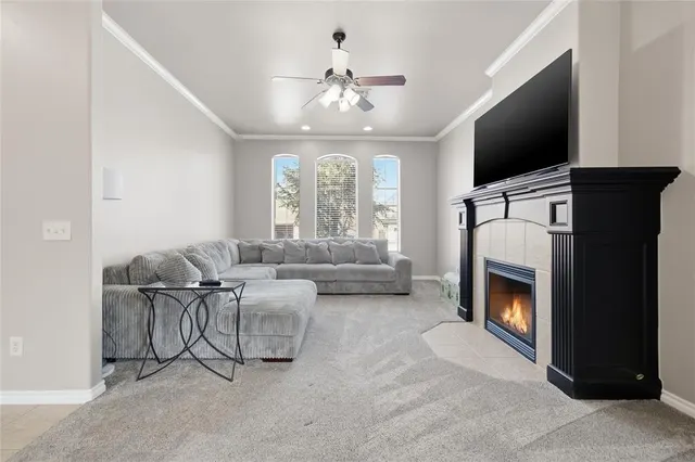 Photo 4 — 912 Preston Park Drive, Yukon, OK 73099