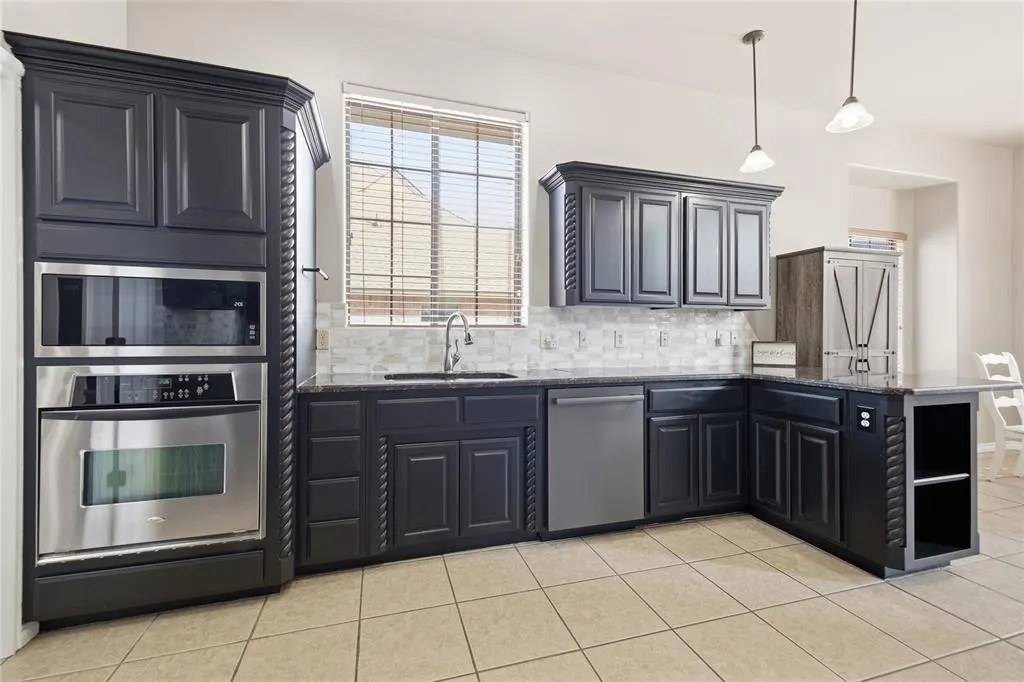 Photo 14 — 912 Preston Park Drive, Yukon, OK 73099