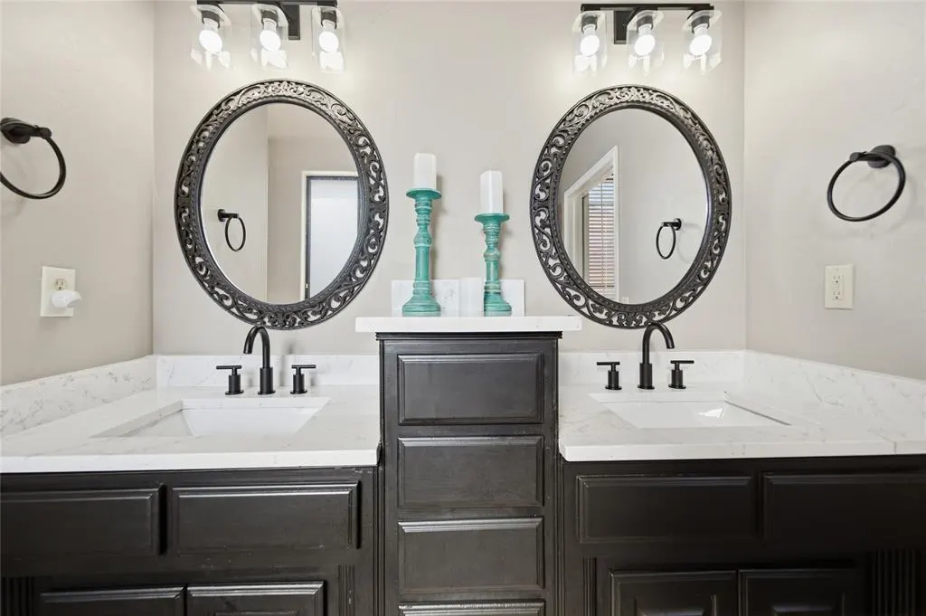 Photo 23 — 912 Preston Park Drive, Yukon, OK 73099