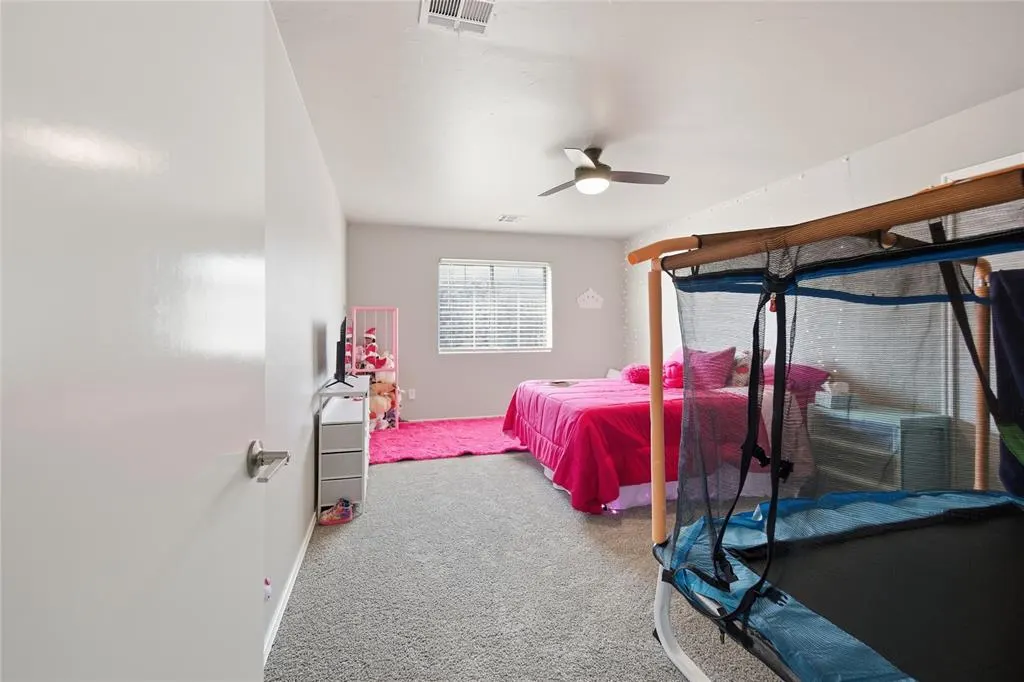 Photo 38 — 912 Preston Park Drive, Yukon, OK 73099