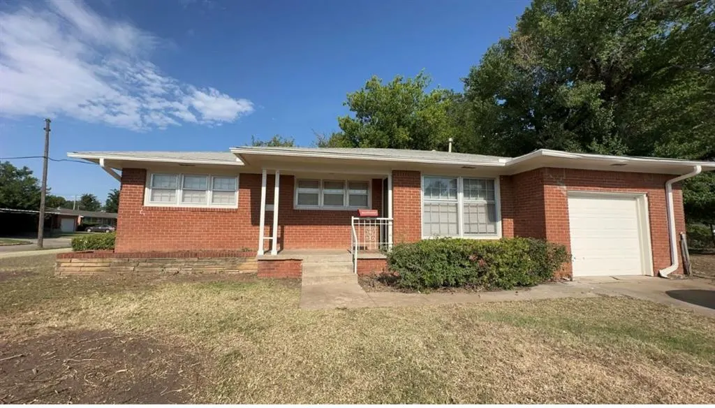 Front exterior — 1501 SW 66th Street, Oklahoma City, OK 73159