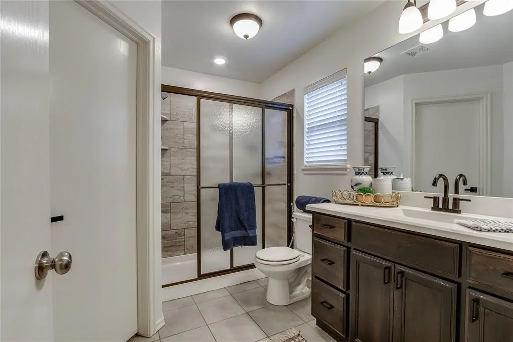 Photo 23 — 216 Evermore Lane, Yukon, OK 73099