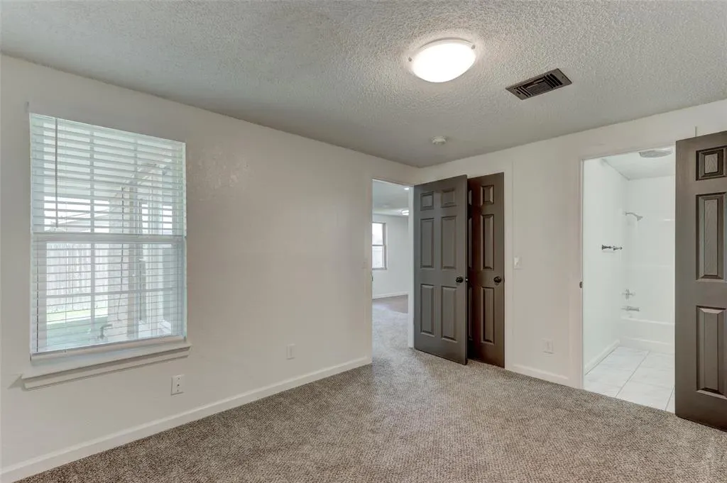 Photo 11 — 2121 Meench Drive, Oklahoma City, OK 73170