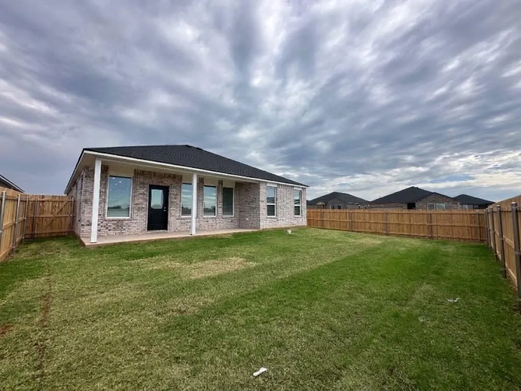 Photo 2 — 2800 NW 204th Terrace, Edmond, OK 73012
