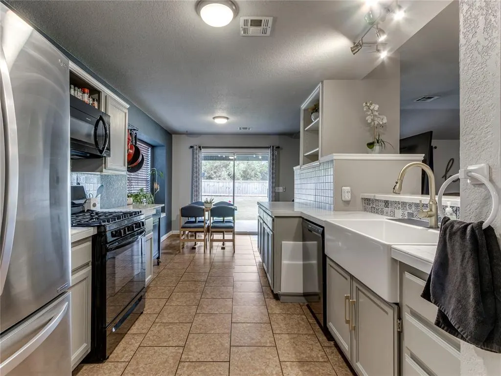 Photo 13 — 10808 Ohara Lane, Midwest City, OK 73130