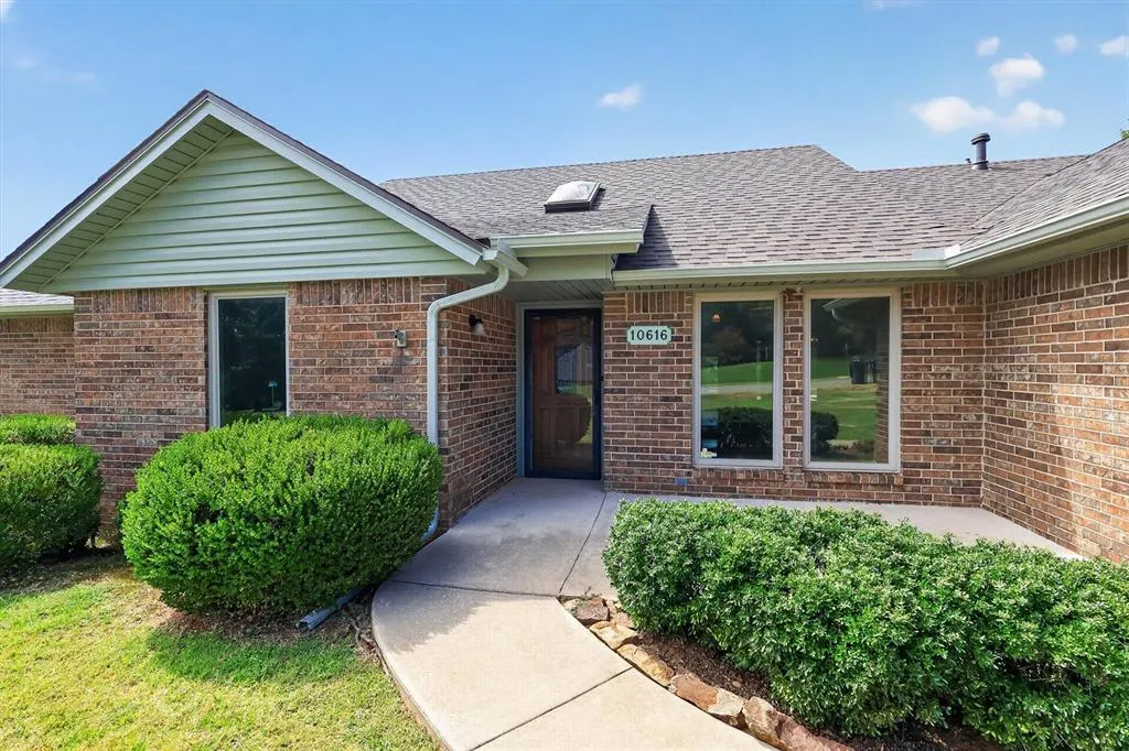Front exterior — 10616 SE 49th Street, Oklahoma City, OK 73150