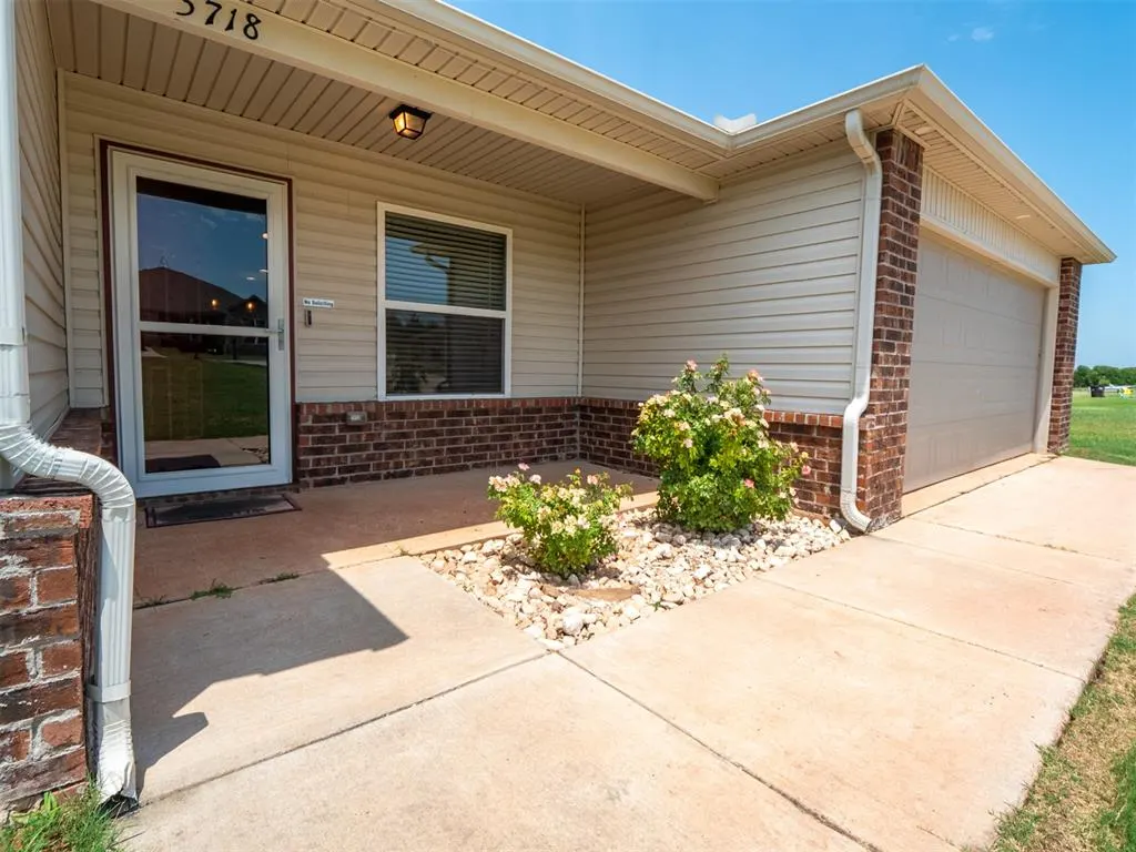 Photo 4 — 5718 Bent Creek Road, Shawnee, OK 74804