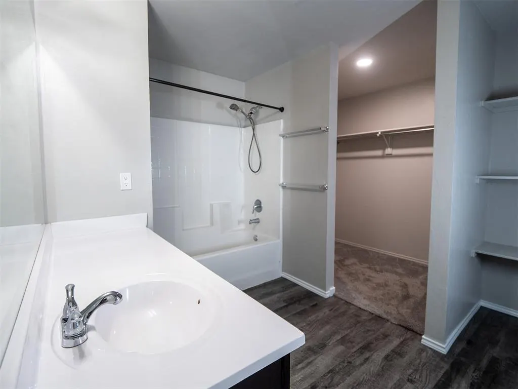 Photo 11 — 5718 Bent Creek Road, Shawnee, OK 74804