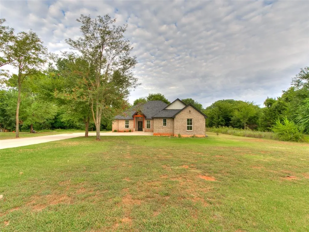 Photo 2 — 1030 County Street 2941, Tuttle, OK 73089
