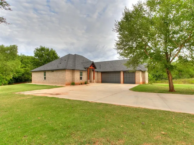 Photo 5 — 1030 County Street 2941, Tuttle, OK 73089