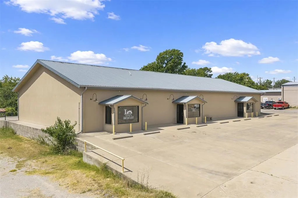 Front exterior — 11053 Highway 76 Highway, Healdton, OK 73438