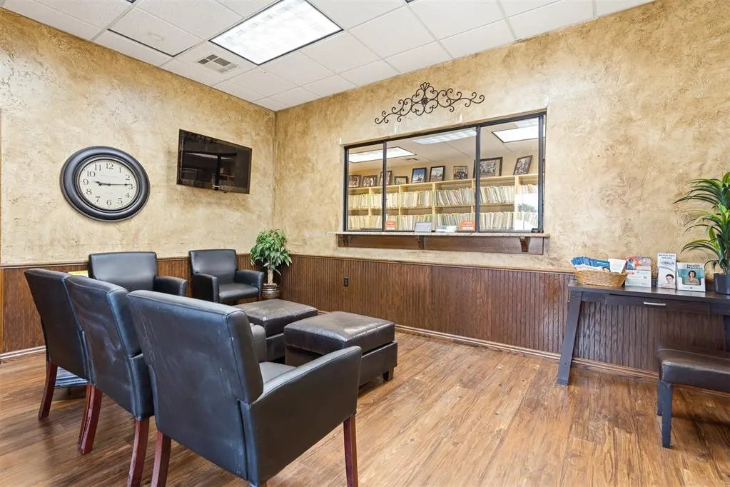 Photo 3 — 11053 Highway 76 Highway, Healdton, OK 73438