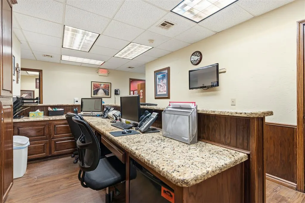 Photo 11 — 11053 Highway 76 Highway, Healdton, OK 73438