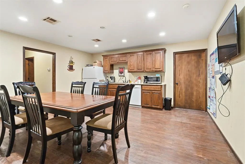Photo 18 — 11053 Highway 76 Highway, Healdton, OK 73438